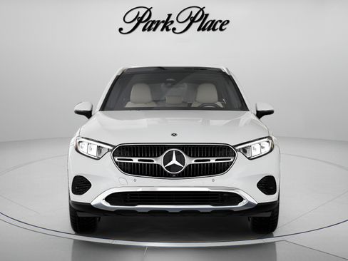 Used 2026 Mercedes-Benz GLC 300 4MATIC image 36