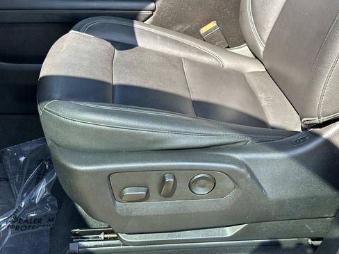 Certified 2021 Chevrolet Tahoe LT AWD/4WD image 18