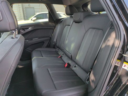 Certified 2023 Audi Q4 e-tron Premium Plus w/ Premium Plus AWD/4WD image 32