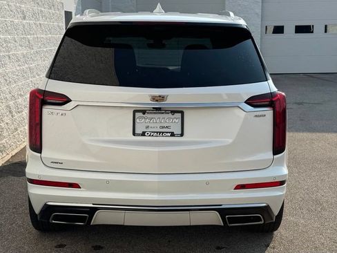 Used 2022 Cadillac XT6 Premium Luxury w/ Technology Package AWD/4WD image 4