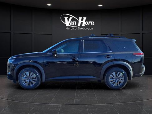 New 2026 Nissan Pathfinder SV image 5