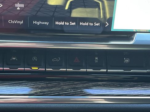 Used 2023 GMC Sierra 1500 Elevation image 6