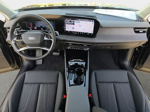 New 2026 Audi Q3 quattro 2.0T AWD/4WD image 15
