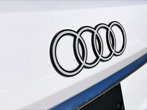 Used 2025 Audi Q7 3.0T Premium Plus AWD/4WD image 33