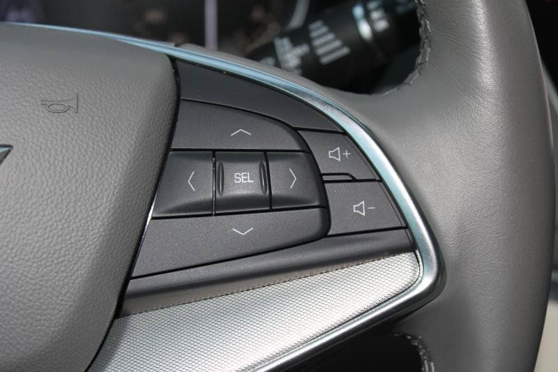 Used 2023 Cadillac XT5 Premium Luxury w/ LPO, Floor Liner Package AWD/4WD image 32