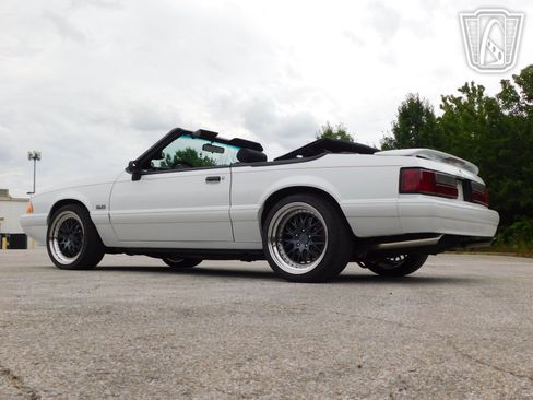 Used 1990 Ford Mustang LX image 14