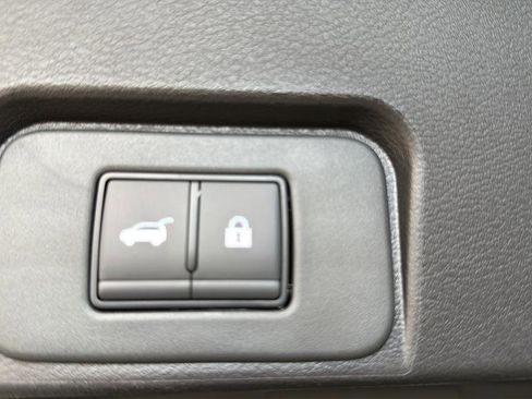 New 2026 Nissan Rogue SV AWD/4WD image 17