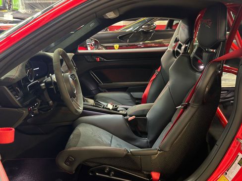 Used 2025 Porsche 911 GT3 RS RWD image 19