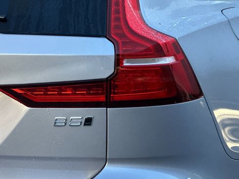 New 2026 Volvo V60 B5 Cross Country Plus image 7