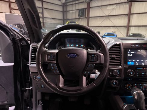 Used 2017 Ford F150 XLT w/ Equipment Group 302A Luxury AWD/4WD image 30