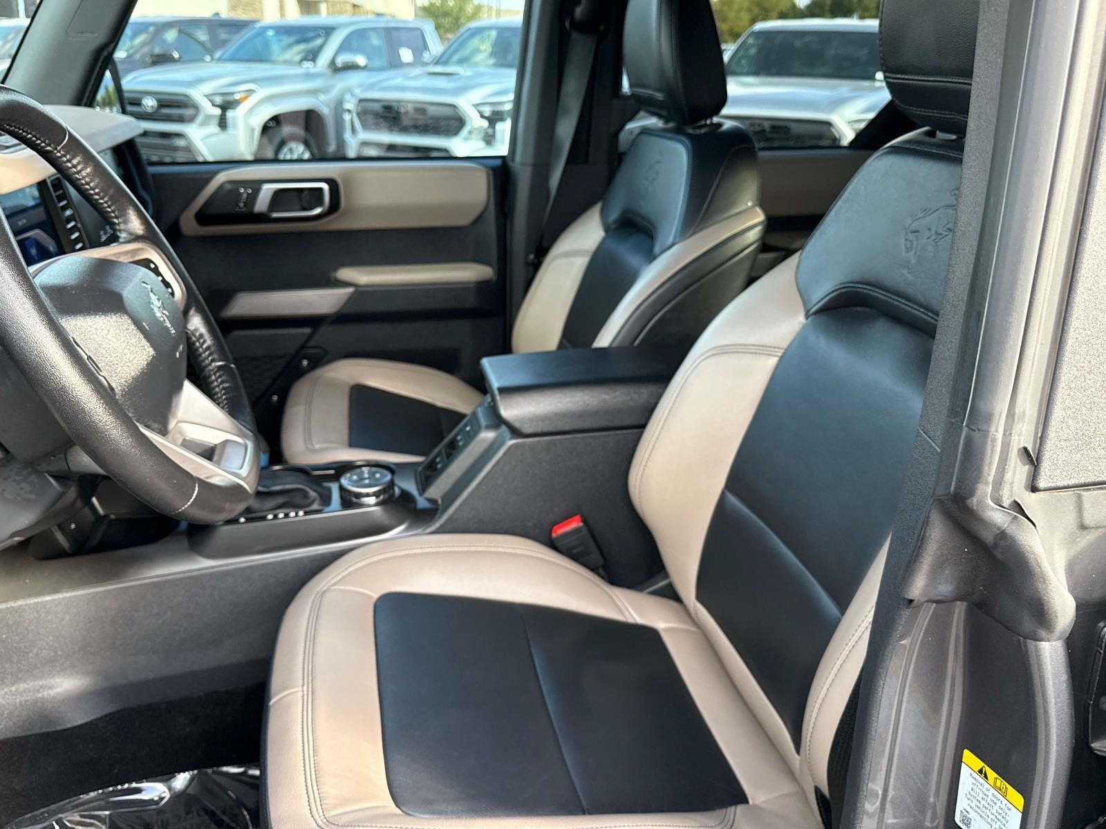 Used 2022 Ford Bronco Wildtrak AWD/4WD image 11