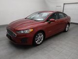 Used 2019 Ford Fusion SE image 2