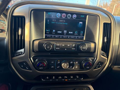 Used 2018 GMC Sierra 2500 Denali image 28