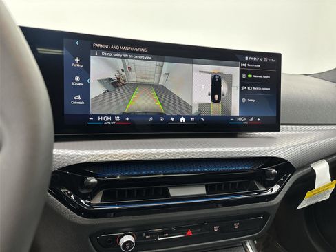 Used 2025 BMW i4 xDrive40i w/ Parking Assistance Package image 30