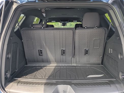 New 2026 Chevrolet Tahoe LS RWD image 12