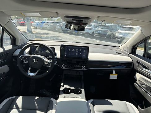 New 2026 Honda Prologue Touring image 10