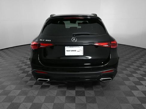 New 2026 Mercedes-Benz GLB 250 image 28