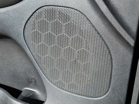 Used 2014 Jeep Grand Cherokee Laredo w/ 18" Wheel & 8.4" Radio Group image 28