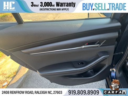 Used 2019 MAZDA MAZDA3 Sedan FWD image 16