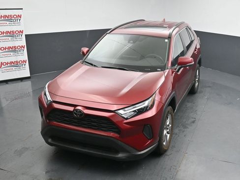 Used 2023 Toyota RAV4 XLE w/ Convenience Package FWD image 27