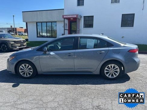 Used 2023 Toyota Corolla LE w/ LE Convenience Package image 7