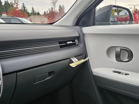 New 2025 Hyundai Ioniq 5 SEL image 22