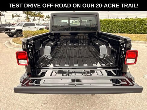 New 2026 Jeep Gladiator Sport image 42