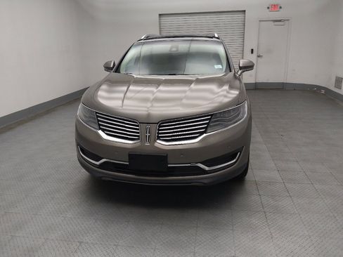 Used 2016 Lincoln MKX Reserve w/ Luxury Package image 15
