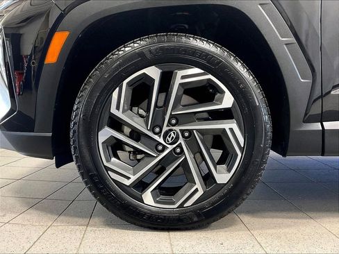 Used 2025 Hyundai Tucson Limited AWD/4WD image 7