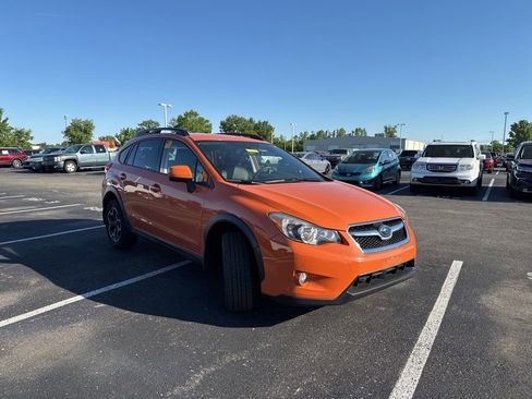 Used 2014 Subaru Crosstrek 2.0i Limited w/ Popular Package #2 AWD/4WD image 14