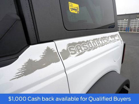 New 2025 Ford Bronco Outer Banks w/ Sasquatch Package AWD/4WD image 32