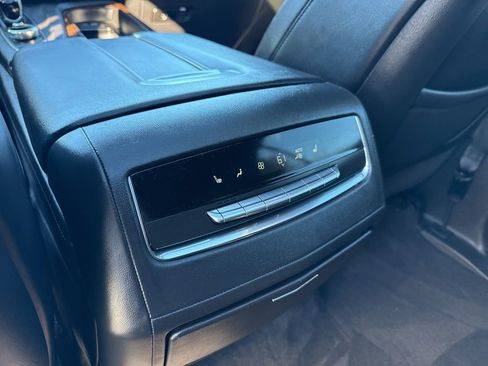 Used 2023 Cadillac Escalade ESV Premium Luxury w/ Performance Package image 39