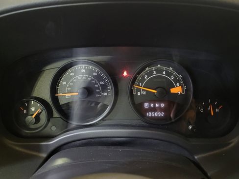 Used 2015 Jeep Compass Sport w/ Power Value Group image 23