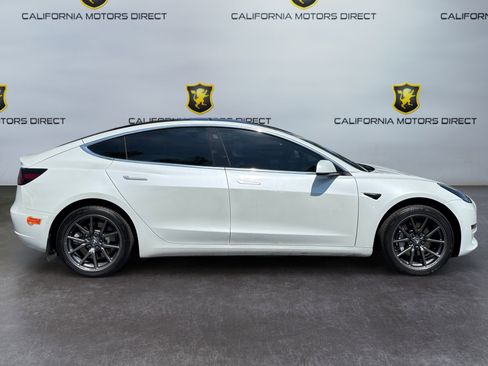 Used 2020 Tesla Model 3 Standard Range RWD image 6