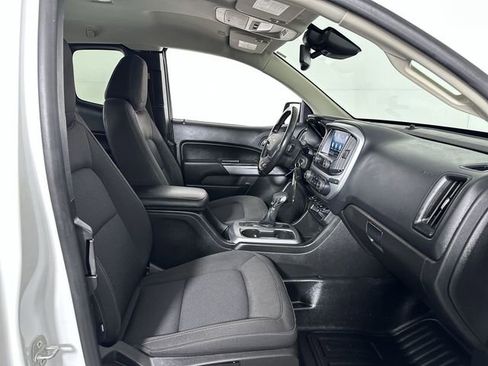 Used 2022 Chevrolet Colorado LT w/ Fleet Safety Package RWD image 29