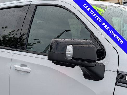 Used 2023 GMC Sierra 1500 AT4 w/ Technology Package AWD/4WD image 11