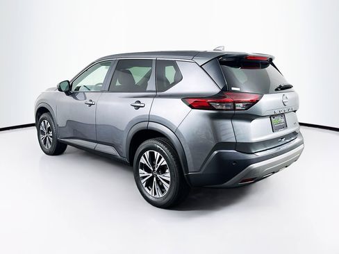 Used 2023 Nissan Rogue SV image 5