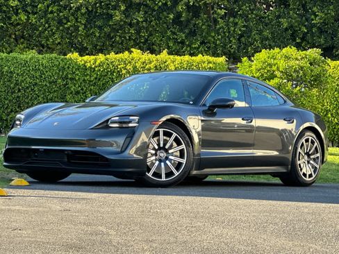 Used 2022 Porsche Taycan 4S AWD/4WD image 1