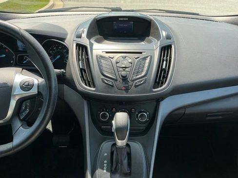 Used 2014 Ford Escape S FWD image 25