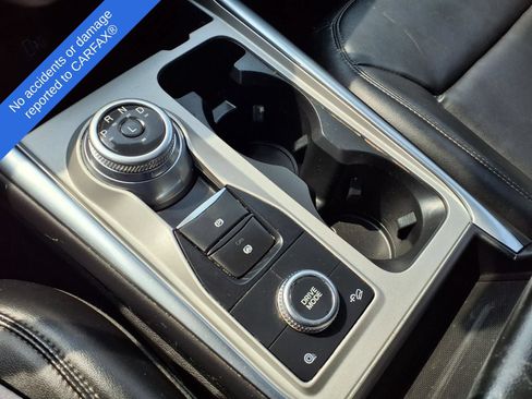 Used 2023 Ford Explorer XLT w/ Equipment Group 202A AWD/4WD image 23