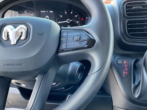 Used 2025 RAM ProMaster 2500 w/ Convenience Group image 20