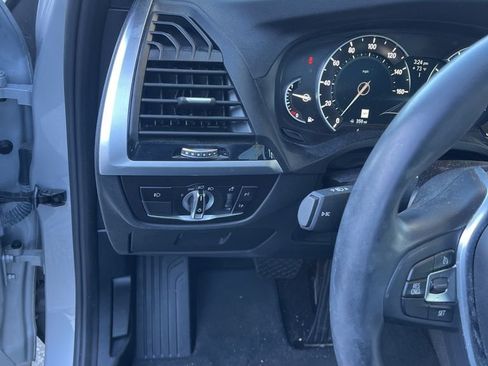 Used 2019 BMW X3 sDrive30i w/ Premium Package image 18