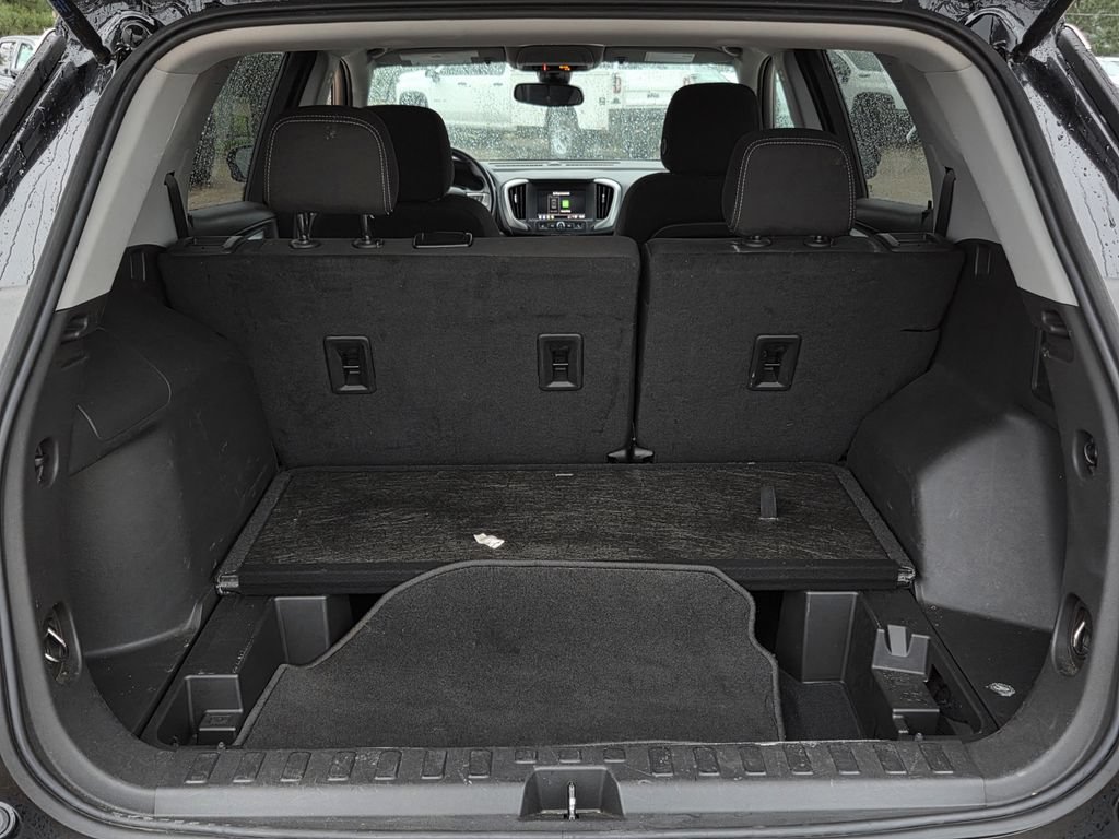 Used 2024 GMC Terrain SLE FWD image 26