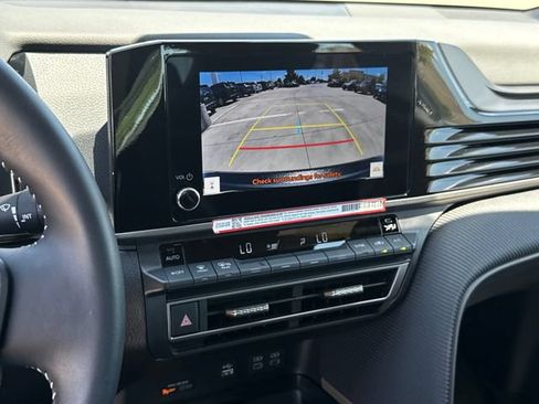 Used 2026 Toyota Camry SE w/ Convenience Package FWD image 19