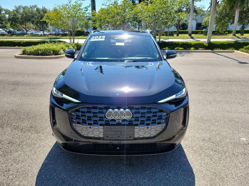 Certified 2025 Audi Q5 Premium w/ Premium Plus AWD/4WD image 2