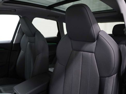 Certified 2025 Audi Q5 Premium Plus w/ Premium Plus AWD/4WD image 19