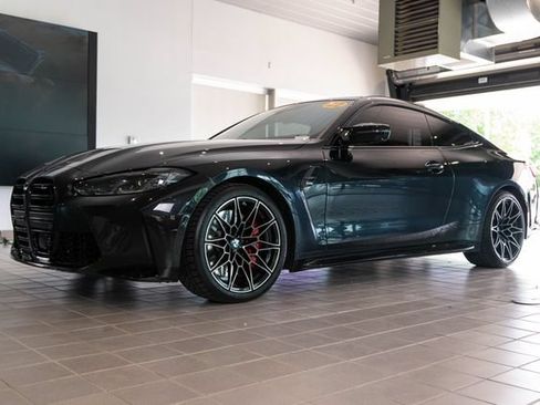 Used 2022 BMW M4 xDrive Competition w/ Executive Package AWD/4WD image 3