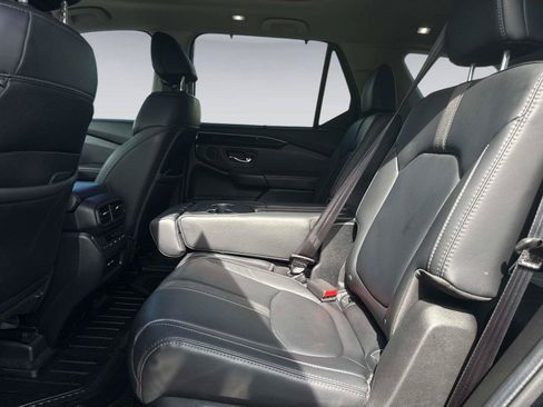 Certified 2024 Honda Pilot Touring image 16