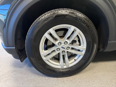 Certified 2023 Ford Explorer XLT w/ Equipment Group 202A image 43