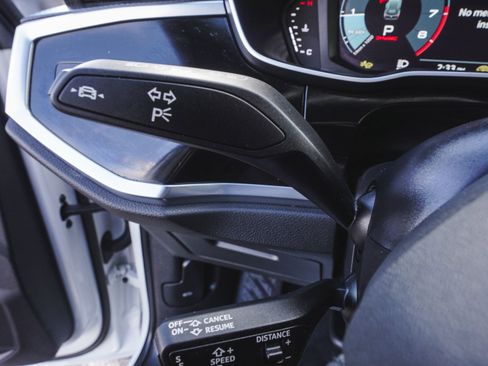 Used 2025 Audi Q3 2.0T Premium image 21